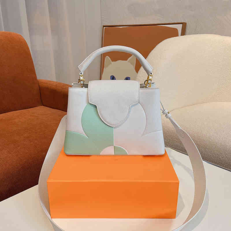 

Shoulder Bags CAPUCINES BB handBag Women Taurillon Luxury Handbags Designer Lady Shoulder Crossbody Tote Purse 220714, Grey