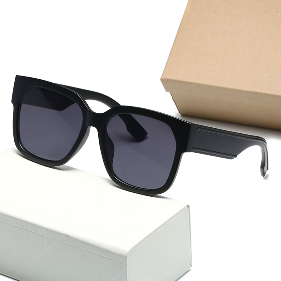 

Designer Sunglasses Simple Classic Style Designs Fashion Element Dark Lens Adumbral Eyeglasses Design for Man Woman 4 Colors Top Quality