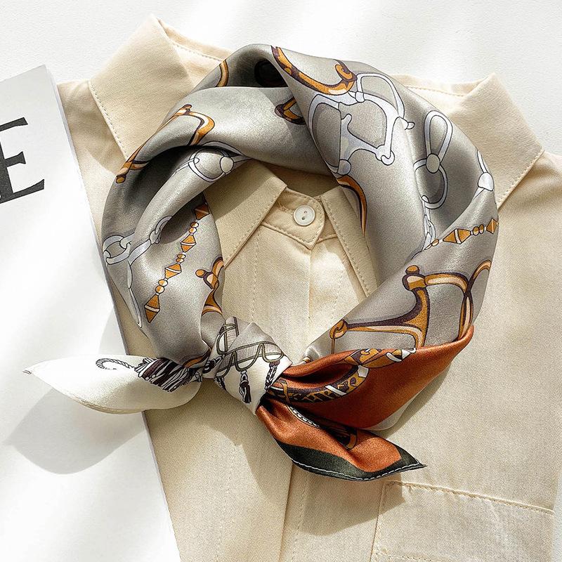 

Scarves Designer Shawl Vintage Headband Print 100% Real Silk Square Scarf Women Hairband Soft Neckerchief Female Hijab Poncho BandanScarves