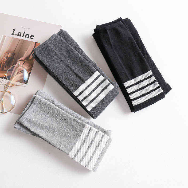 

Spring and autumn bottomed socks TB four bars white stripes versatile combed cotton hip lift nine point pantyhose women, Black