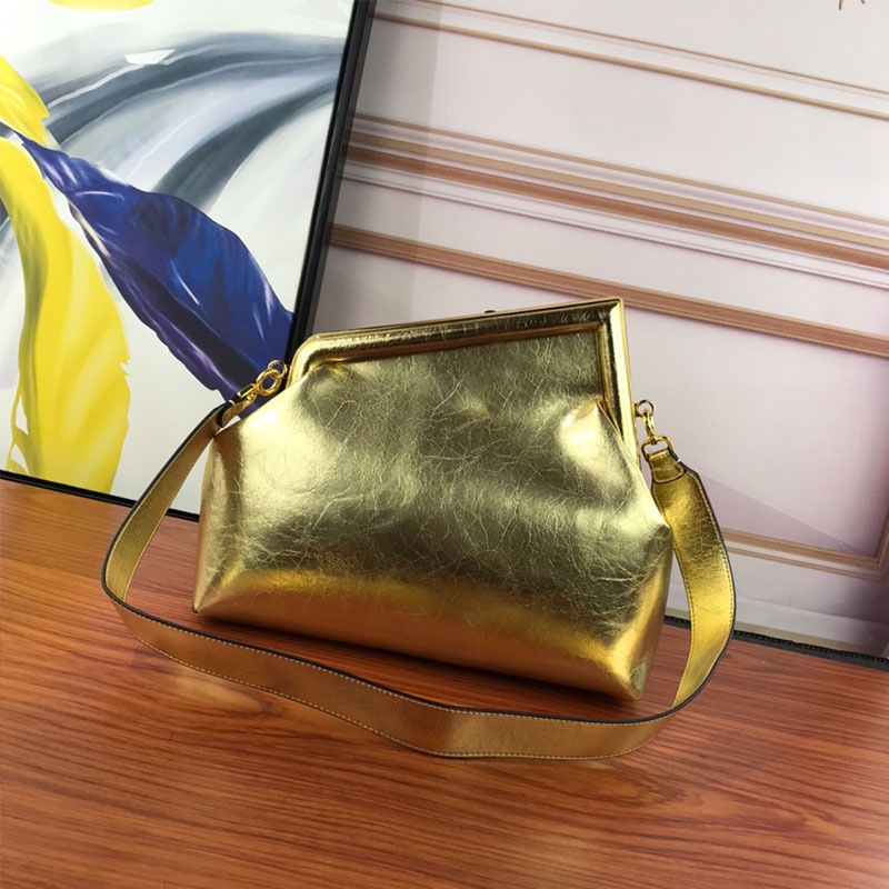

Women Crossbody Bag Clutch Handbag Large Dumpling Handbags Purse Napa Cowhide Leather Detachable Shoulder Strap Metal Buckle Quality Wallet