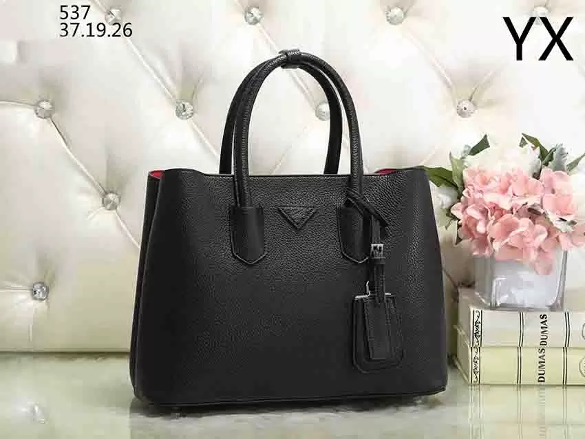 

Totes Bag 2005 Designers bags Womens Handbag vintage Crossbody On The Go Bag Tote Purse Wallets Letters Geometric pattern High Capacity Handbags Backpack dhgate