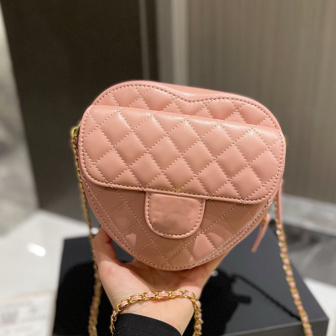 

Mini Flap Designer Love Shoulder Bags Womens Solid Color High Quality Leather Crossbody Bag Luxury Designers Classic Handbag Vintage Gold-Tone Metal Chain Bag 19cm, Pink