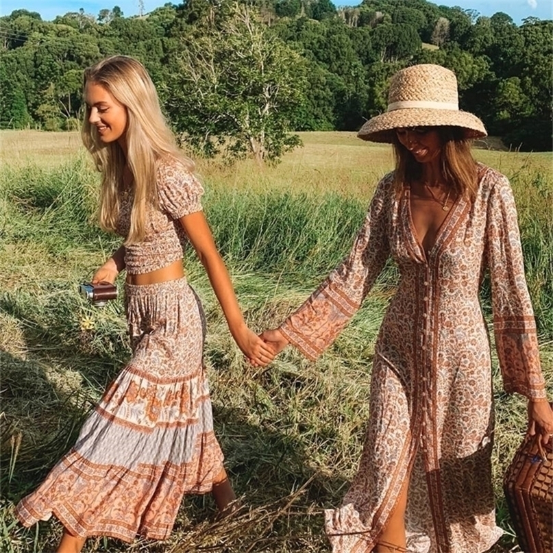 Green/Red Bohemian Beach Long Women Button V-neck Flared Sleeves Autumn Dress Boho Hippie Chic Maxi Vestidos 220413-image-760833633