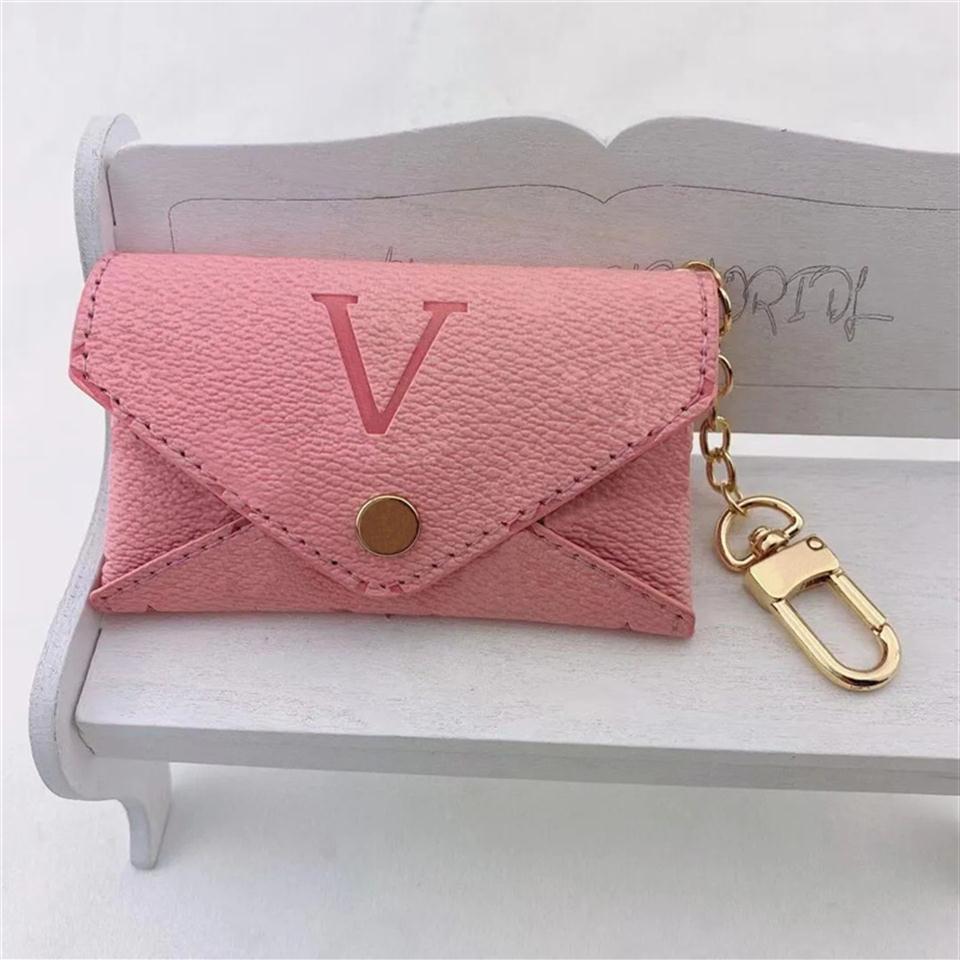 Luxury Womens Mens Designer Keychain Fashion Cuir Purse Cortes de ciel