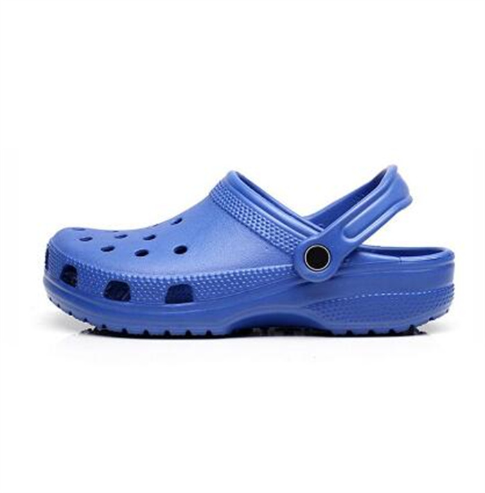men women Clogs Sandals designer slides Casual Beach Waterproof Shoes Triple black white red Navy blue Yellow mens Women Classic Summer Slippers