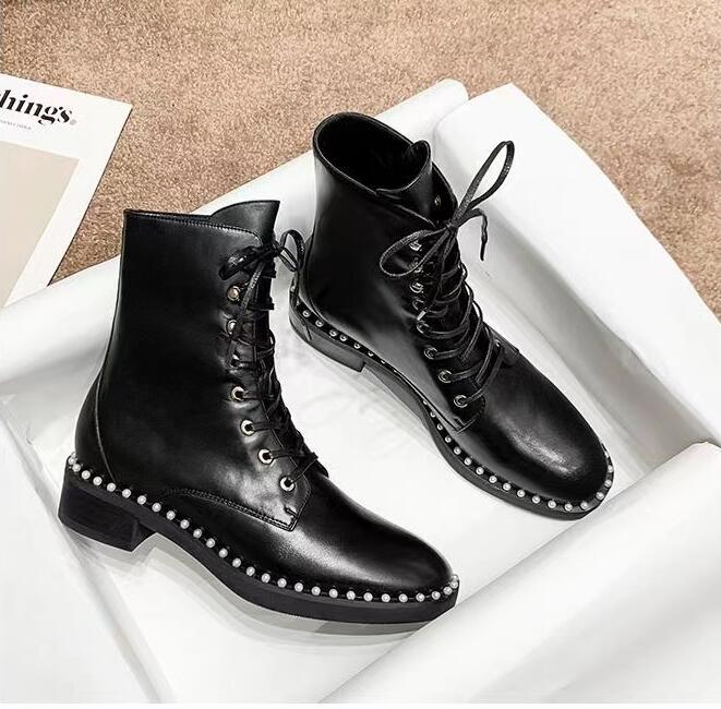 Célèbre Espagne Luxe Nouvelles bottes Sondra Femmes Martin Bottines Cheville Dames Talons Carrés Chaussures Noir Lacets Bottes En Cuir De Vache T