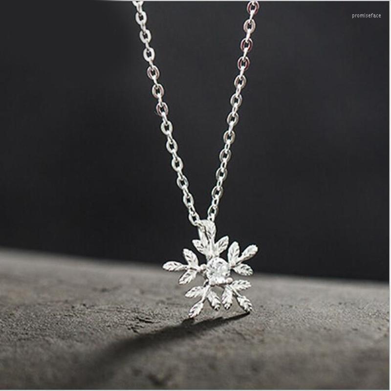 

Chains Fashion Long Crystal Snow Necklace Pendant For Women Choker Necklaces Holiday Beach Statement Boho JewelryChains