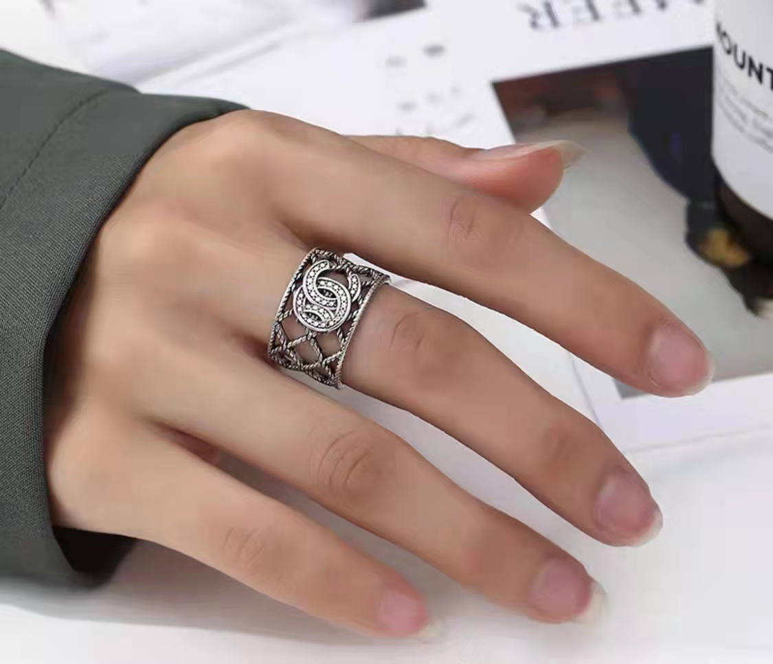 

New Style Designer Rings Women Love Charms Wedding Supplies Silver Plated Copper Finger Adjustable Ring Luxury Jewelry Accessories ZG1629