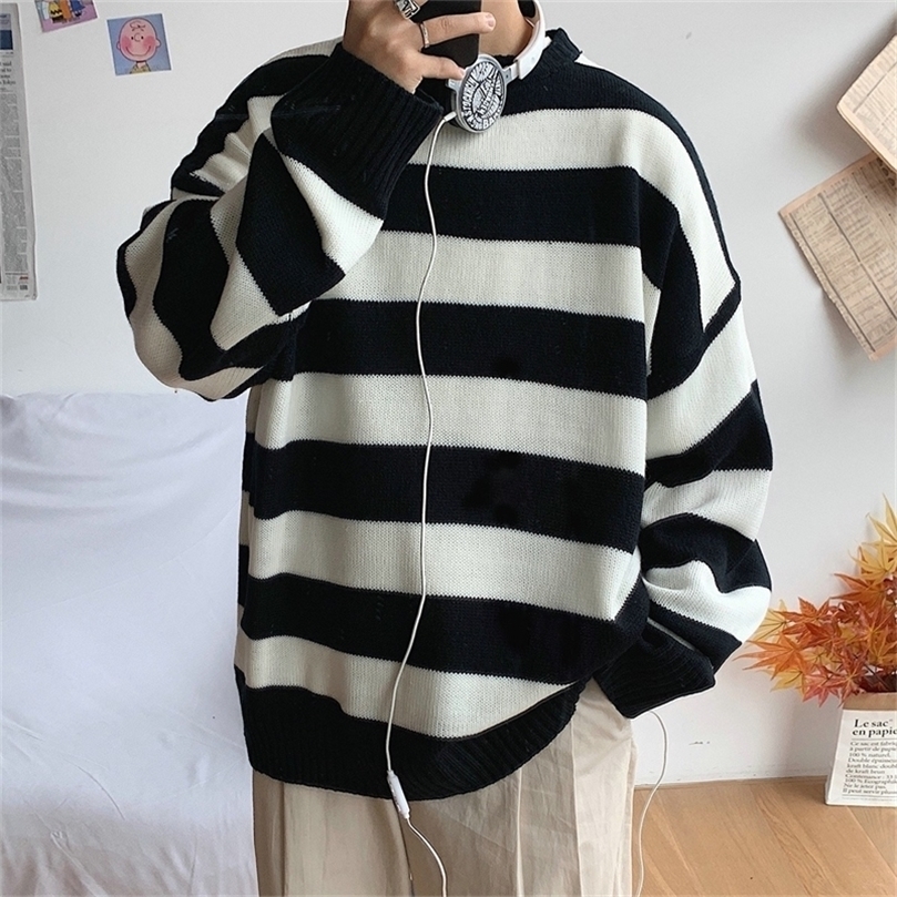 

ZAZOMDE Men Sweaters Pullover Turtleneck Plus Size Striped Retro Chic All-match Leisure Harajuku Loose Couples Sweaters 201203, 1930 blue