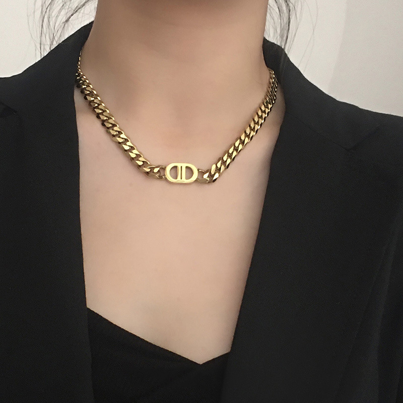 

Brandjewelry luxury gold silver cuban link chain for men designer necklace Gold necklacesSimple Letter C Engagement gift Party anniversary sweater chains