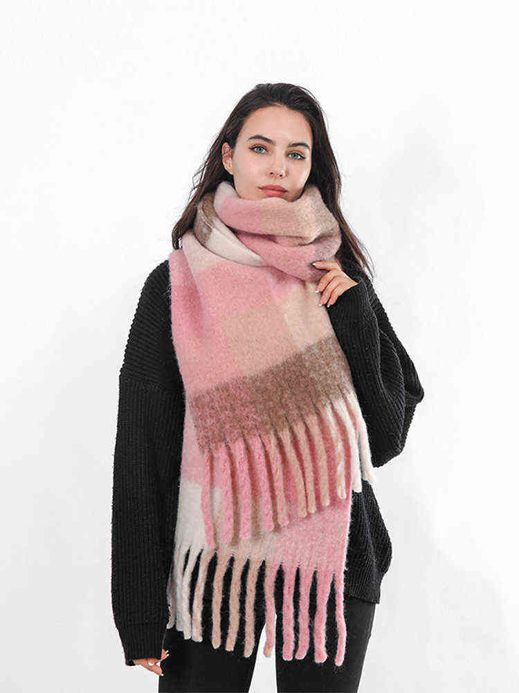 

2022 Imitation Cashmere Women Scarf Winter Preppy Style Lady Plaid Tassel Pashmina Thick Wrap Shawl Hairy Female Bufanda Stoles Y220812