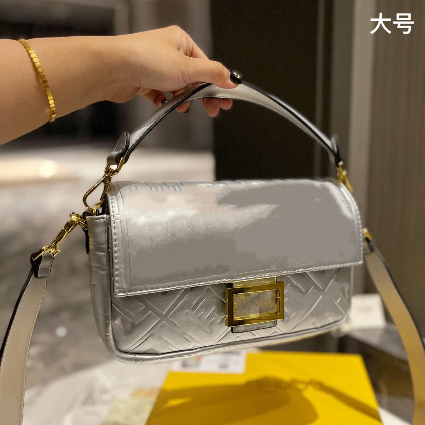 

2022 luxurys Designer bags Women Sliver Chain Designers Crossbody Bag Leather Handbag Tote Flip Cover Diagonal Shoulder handbags Wallet, High-quality