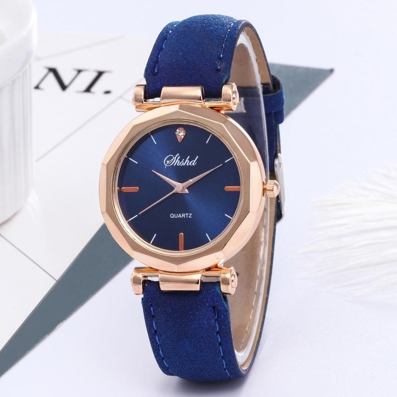 

Wristwatches Exquisite Rhinestone Women Watch Ladies Leather Rhombus Casual Luxury Quartz Watches Crystal Wristwatch Bracelet WatchWristwatc, White