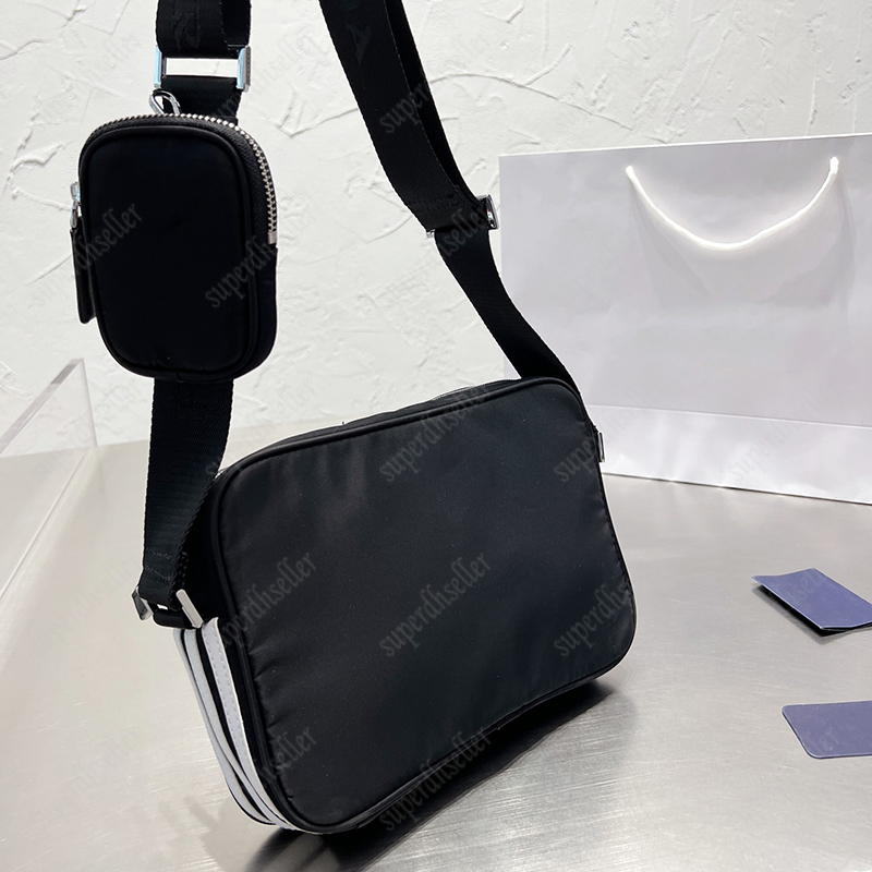 

Luxury Designer Cross Body Mini Purse High Quality Shoulder Bag Men Handbags Classic Flap Bags Large Capacity Crossbody Casual Wallet Stripe, Black