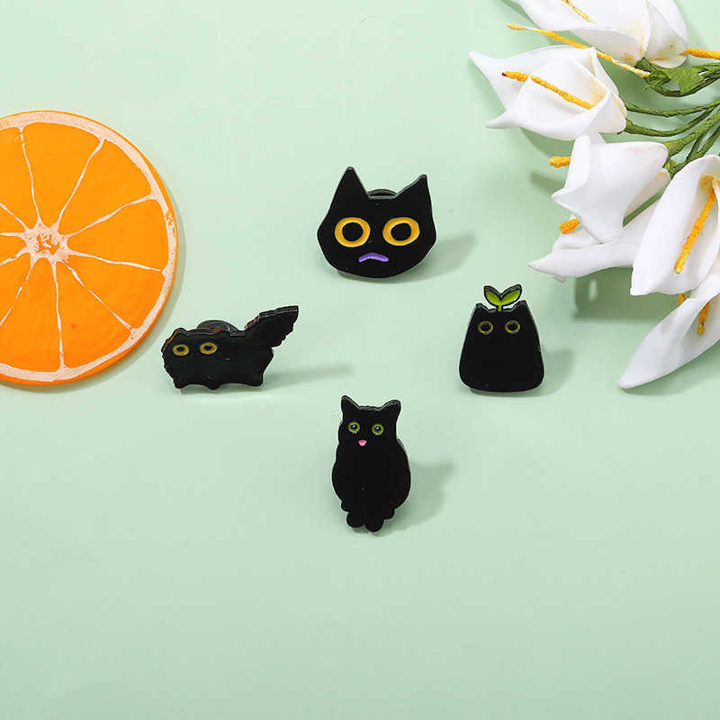 

New alloy Animal Brooch cartoon cute black cat shape paint badge accessories