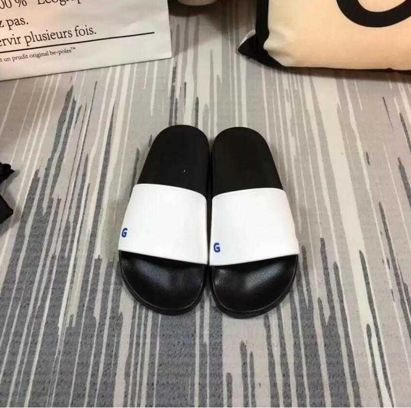 

Designer Unisex Summer Slippers Designer Rubber Flat Bottom Top Quality Sandals Beach Slide Fashion Scuffs Indoor Bathroom Shoes Slipper, Box