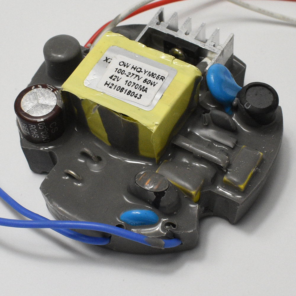 

Internal LED Driver Power Supplly Round Transformer Adaptor with Thermal Silica for Bulbs 20W 30W 45W 60W 80W 100W 120W Wide Input Voltage 90-305V