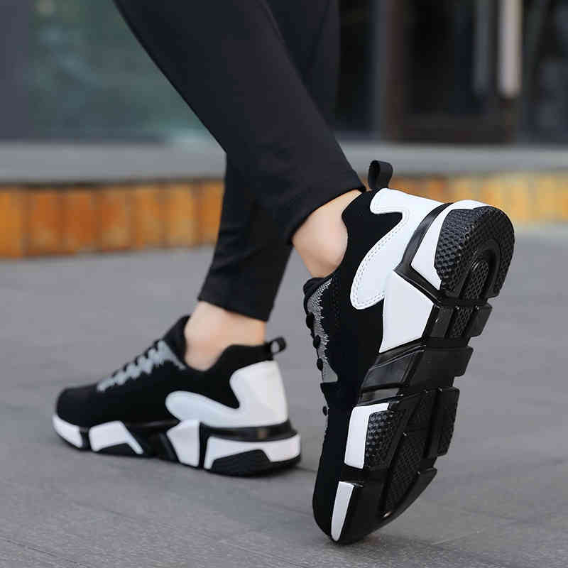 

2022 four seasons Vintage brush color Paris daily round head low top lace up air cushion shoes, Black and white
