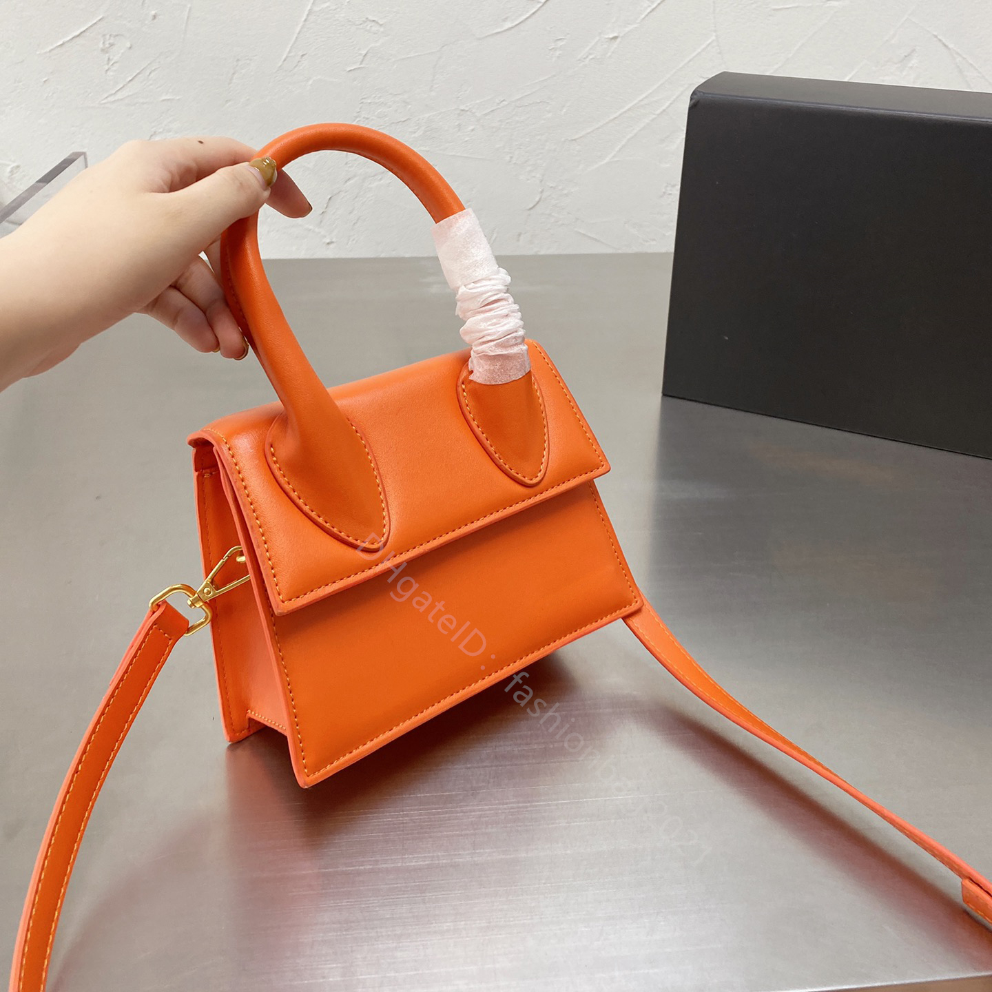 

crossbody Hot leather luxury designer TOP quality lady fashion wallets handbag shoulder handle bags plain card holder causal square long Super Romantic women purse, Color q