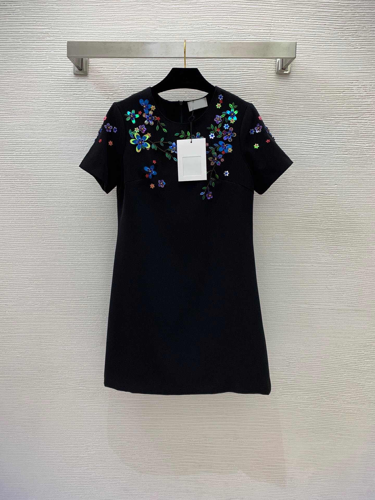 

226 2022 Milan Runway Dress Spring Summer Dress Crew Neck Sequin Black Apricot polyester Short Sleeve Brand Same Style Empire Womens Dress Fashion High Quality weini, Customize