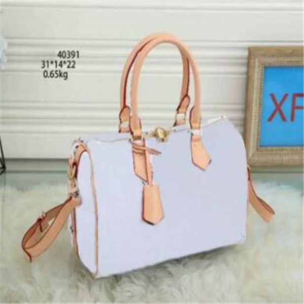 

2022 Women Messenger Travel bag Classic Style Fashion designer Duffel bags Shoulder Bags Lady Totes handbags 31 cm With key lock, Black/colorful print