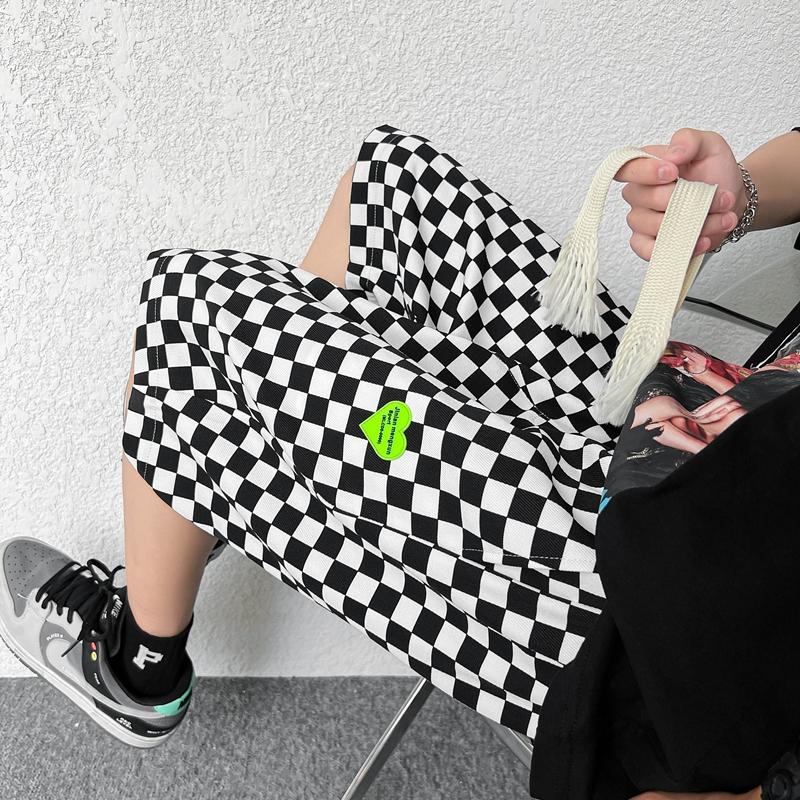 

Men's Shorts Teenager Checkerboard Plaid Men 2022 Summer Bermuda Knee Length Male Loose All-match Trendy Running Sport PantsMen's, Black