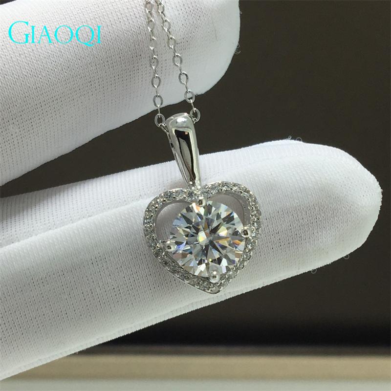 

Pendant Necklaces Women Trendy Wedding Necklace S925 Silver 1 Diamond D Color Moissanite Moon Shaped Female ChainPendant