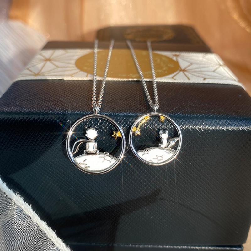 

Pendant Necklaces 2Pcs Couple Prince Little Personality Stainless Steel Chian Necklace Valentine's Day Anniversary Gift Jewelry GiftPend