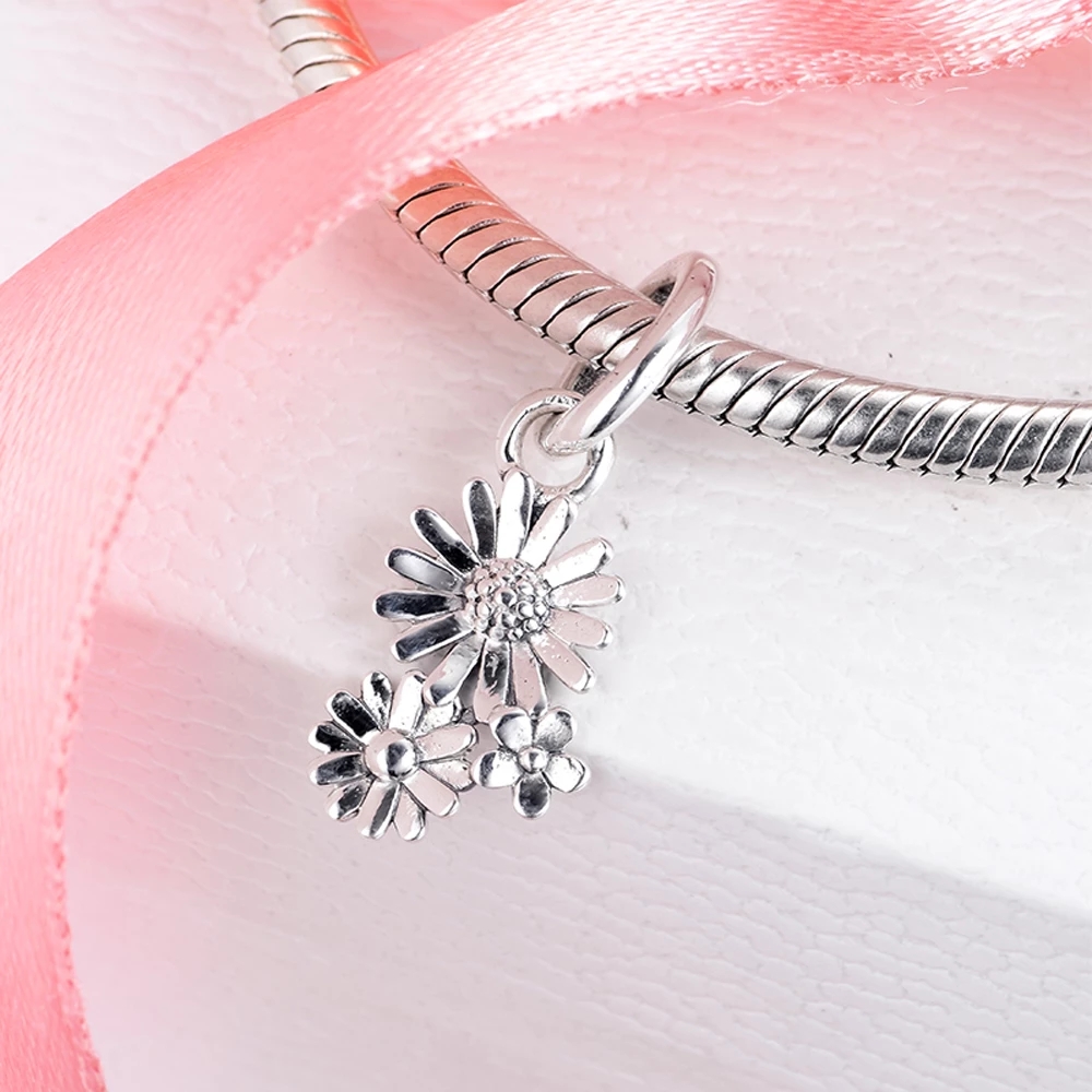 

S925 Sterling Silver Beads Daisy Flower Bouquet Dangle Charms fit Original Pandora Charm Bead Bracelets DIY Pendant For Jewelry Making 798819C00