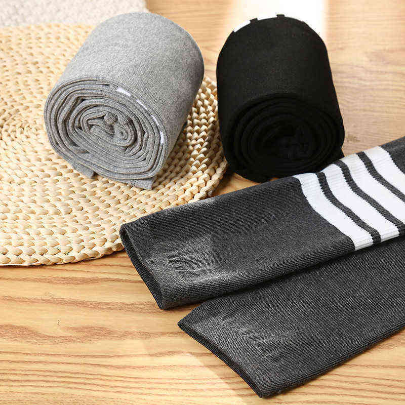 

TB thread slim luminous pants for spring and autumn versatile nine point Leggings combed cotton women's Plush bottoming socks, Black average size 80-140kg