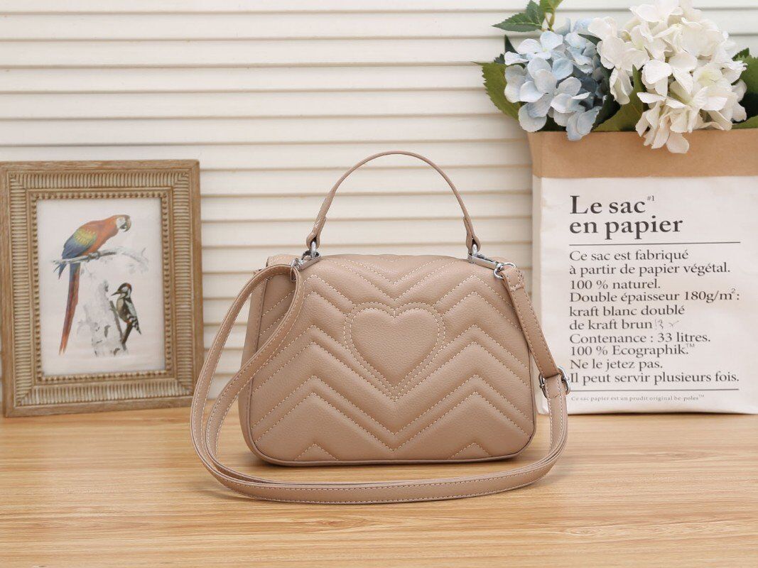 Designers Tote 5 couleurs Femmes sacs à bandoulière chaîne femme sac à bandoulière mode matelassé coeur sacs à main en cuir femme célèbre sac à m