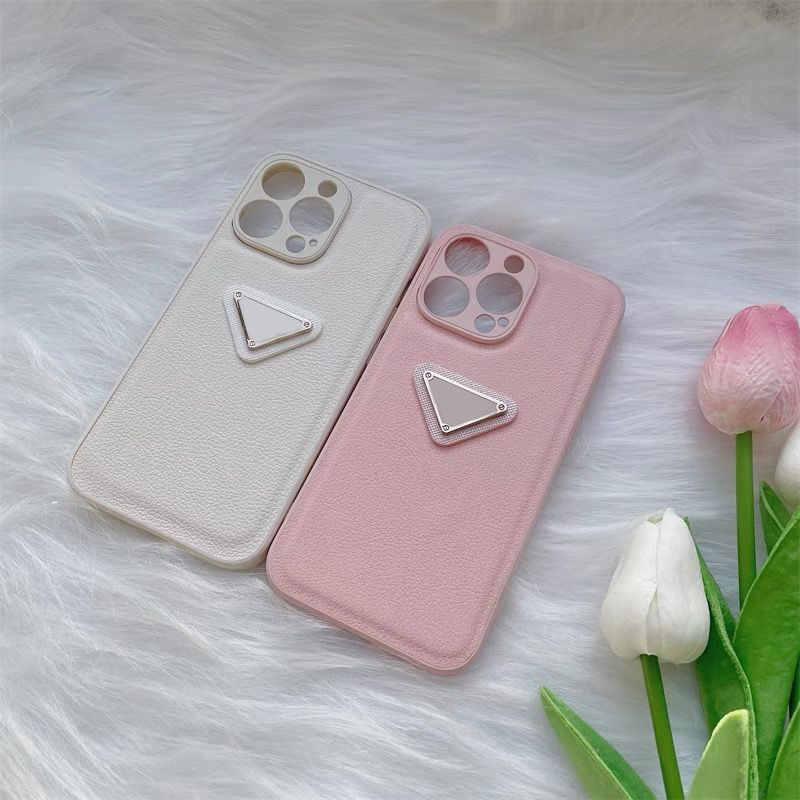 

Luxurys Designers Phone Case Shockproof Phone Cases For Iphone 13 11 12 Pro Max X Xs Xr 7 8 8Plus Women Mens Full Letters Triangle Shell, Black