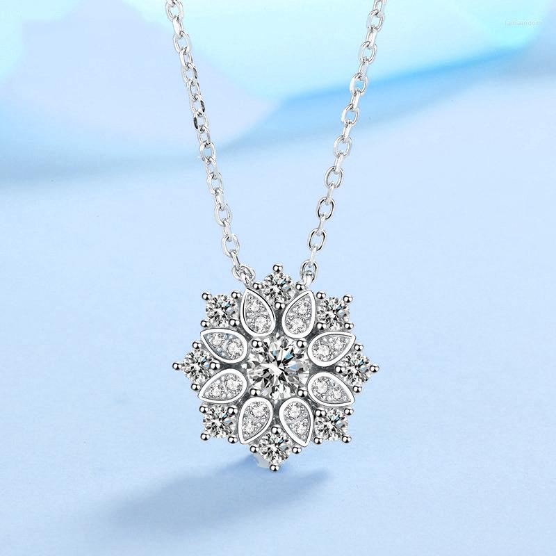 

Other Sunflower Moissanite Necklace For Women 0.5CT VVS Brilliant Diamond Pendent Necklaces 925 Sterling Silver Wedding JewelryOther