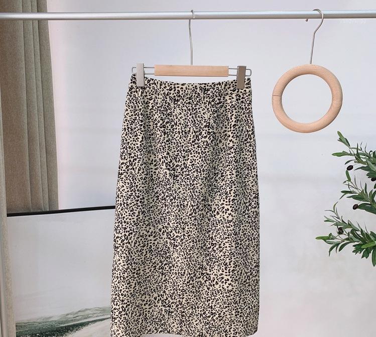 

Skirts 2022 Autumn Women' Korean Style Fashion Simple Spotted Twill Cotton Loose Version High Waist All-match Long Skirt 21, Khaki