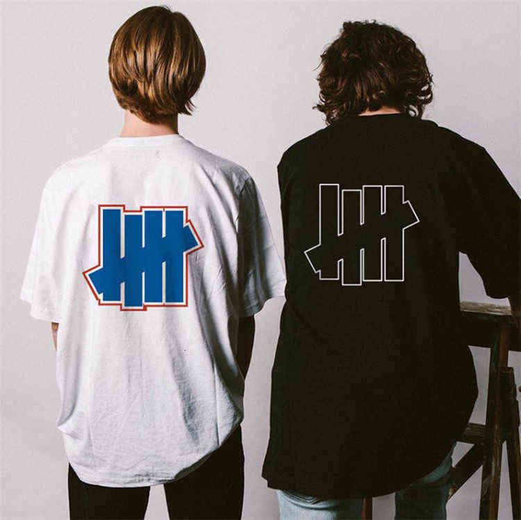 

Designer summer hip hop skateboard T-shirt couple short sleeve t-shirt mens loose crew neck fashion T-shirt