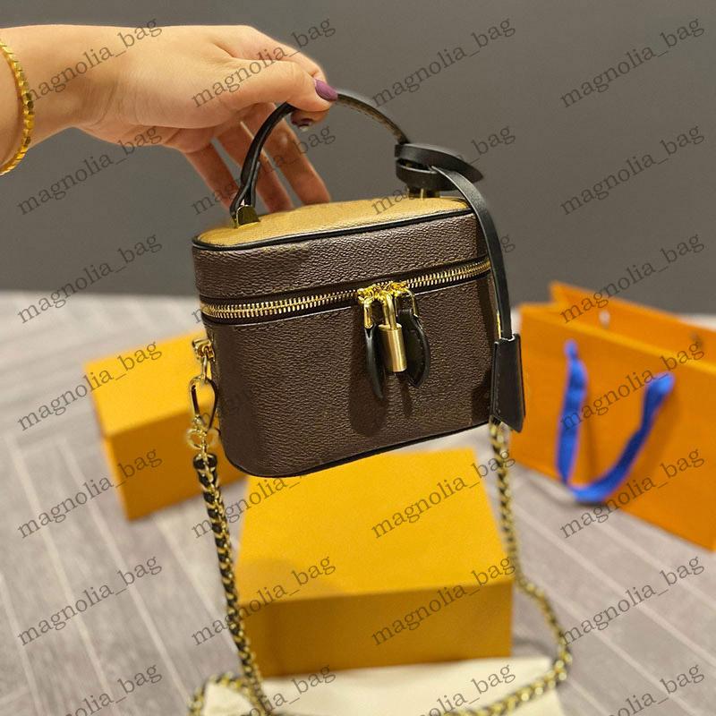 2022 bags crossbodybag shoulder bag make up bag Hand Bag vanity Travel Toiletry Pouch Cosmetic Bags leather