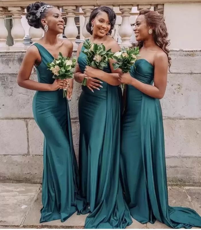 

Emerald Green Bridesmaid Dresses Four Styles Off Shoulder Mermaid Slit Floor Length With Split Sexy Maid Of Honor Gowns Formal Dresses