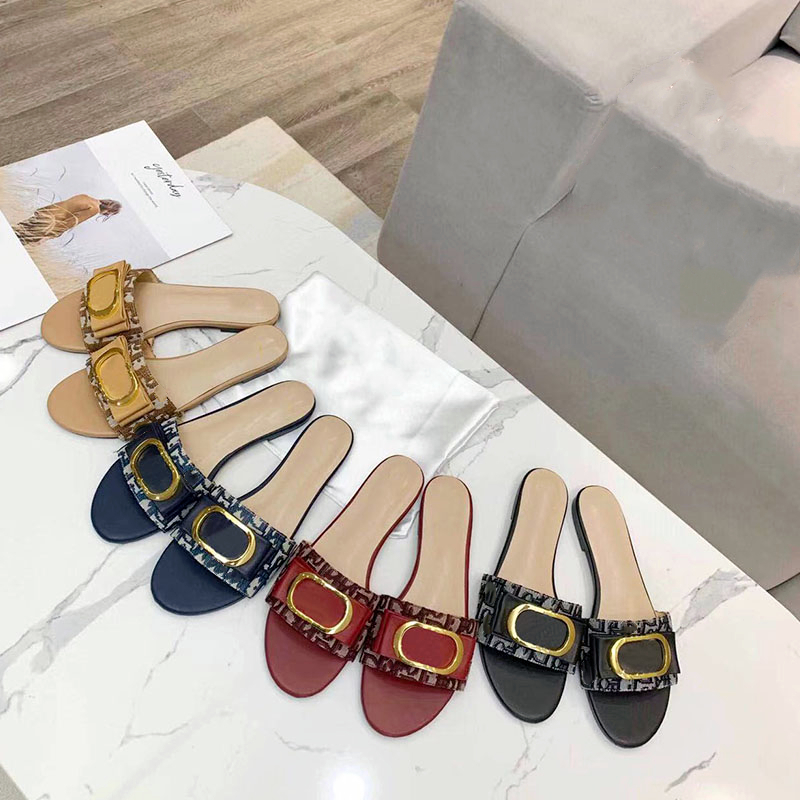 

Designer Ladies Slippers Women's Summer New Fashion D Home Metal Buckle Flat Heel Sandals Letters Casual Flip-Flops 35-42 Sizes, Shoe box