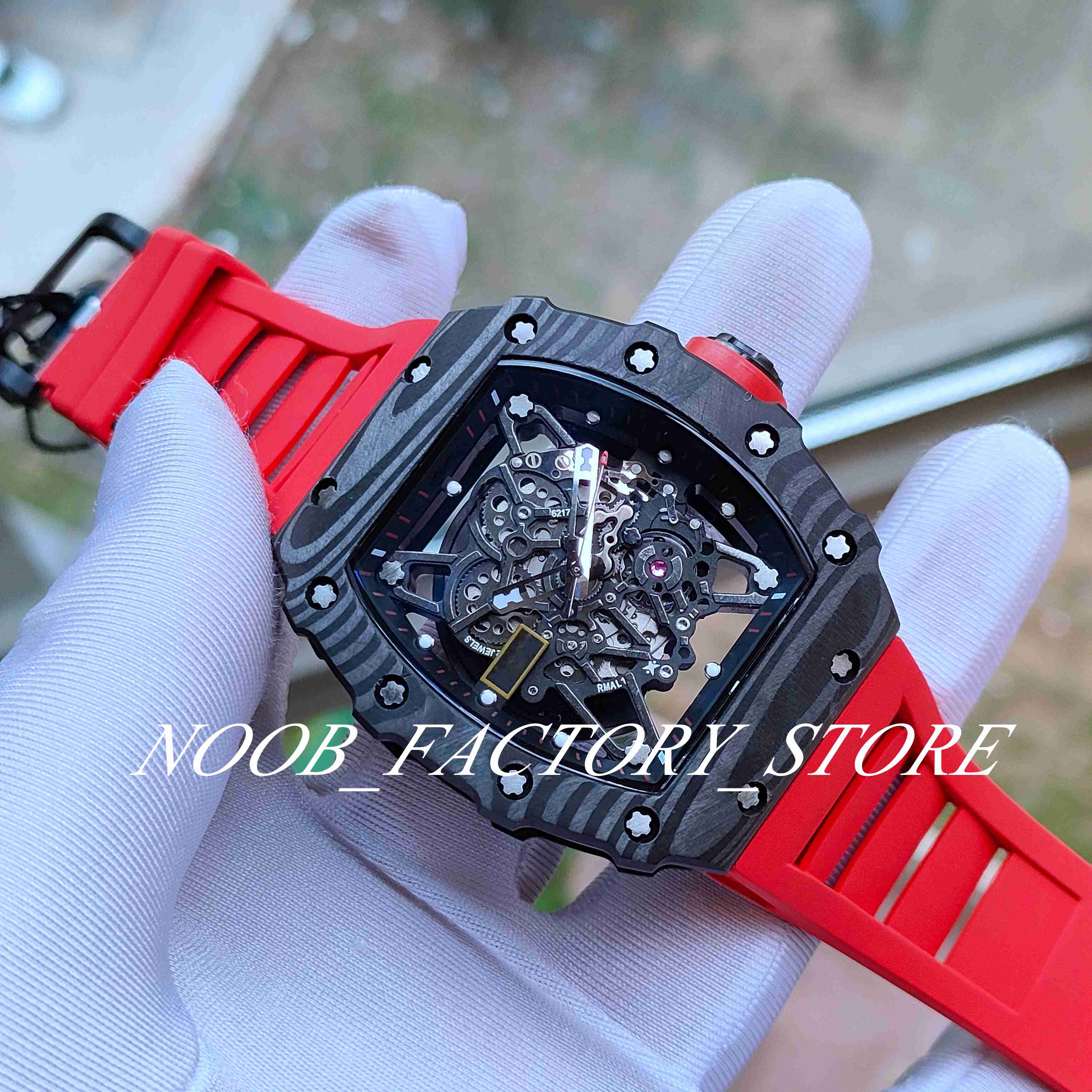 

Watch of Mens Super Factory Carbon Fiber Case 35 02 AL RED Dial Rubber Strap Automatic Movement Transparent Back Classic original clasp Men Watch Watches