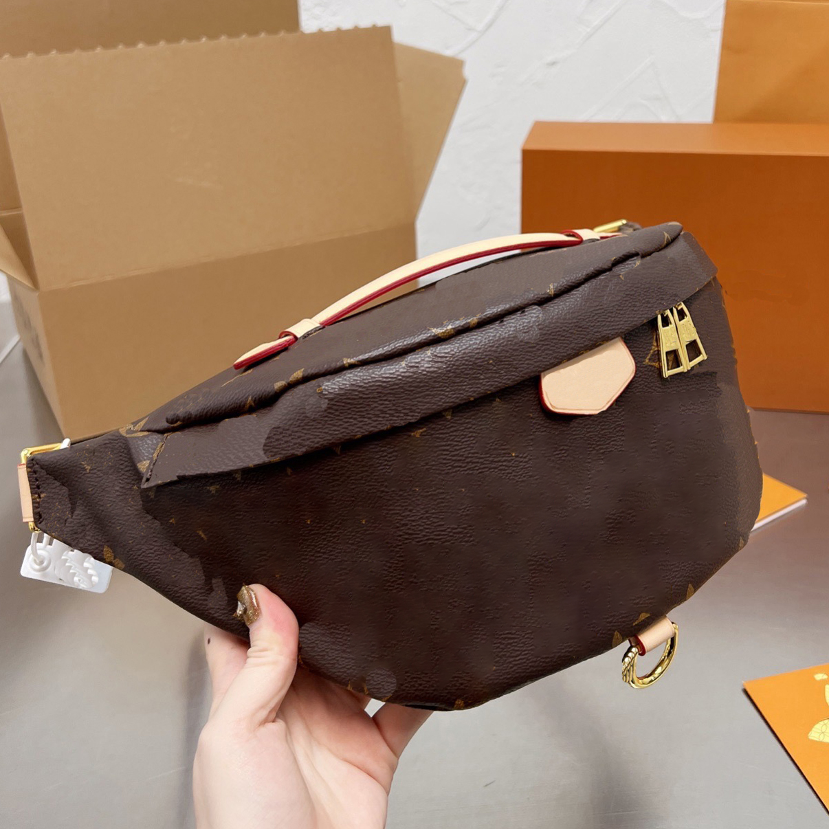 

Cellphone Case Waist pouch bag designer handbag Purses Womens Men BumBag Belt Women Pocket Bags high-quality Fashion Tote, Brown