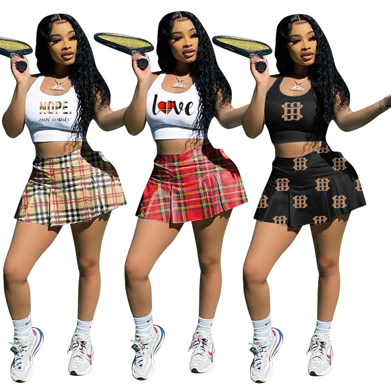 

Fashion Newest Letter Plaid Print Tracksuits For Women Sleeveless Vest Crop Tops And Mini Pleated Skirts Tennis Sports 2 Piece Sets GH088, Khaki