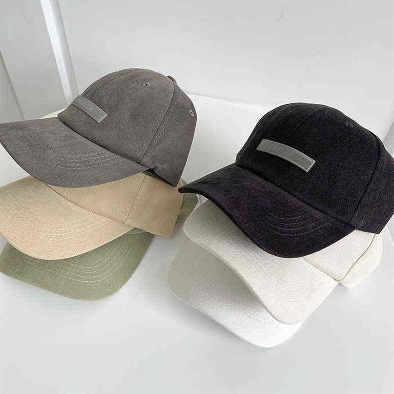 

Unisex Baseball Cap Four Seasons Essentials Adjustable Hat Men and Women Sun Protection Cap Couples Baseball Caps AA220420253d, Grey