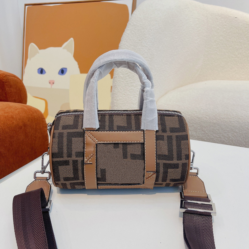 

Fashion Handbags Designer Women Mens Shoulder Bag Crossbody Bowling Leisure Bags, Brown