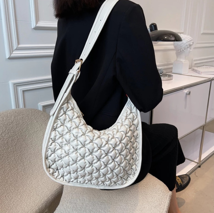 

High Quality Soft Leather Shoulder Bags Designer Pleated Women Handbag Fashion Ladies Tote Bag Luxury Brand Female Messenger Bag, 34*30*9cm
