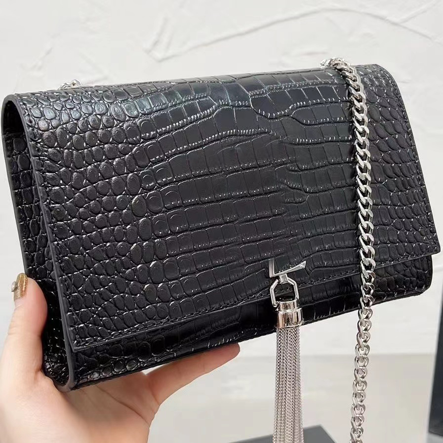 

Tassel bag Chain Flap Bags 2022 hot Metallic Lady Luxury top Designer Brand Fashion Shoulder Handbags High Quality Women Phone Wallets Artwork purse totes Alligator, No bag