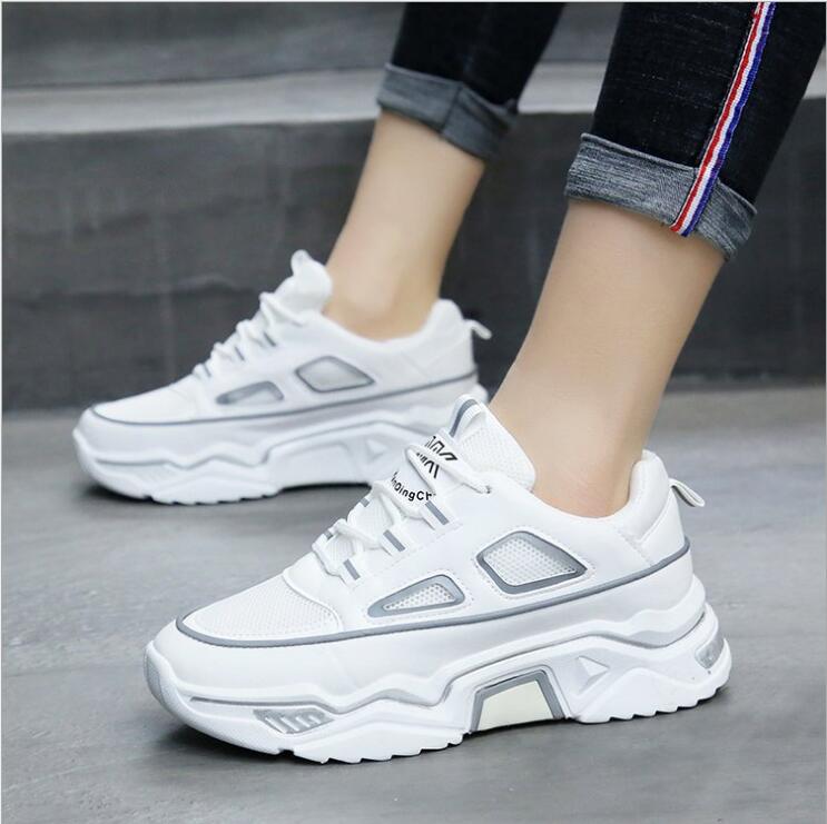 

Women Shoes Fashion Breathable Walking Flat Shoes Woman White Sneakers Woman Tenis Feminino Female Running Shoes, W1