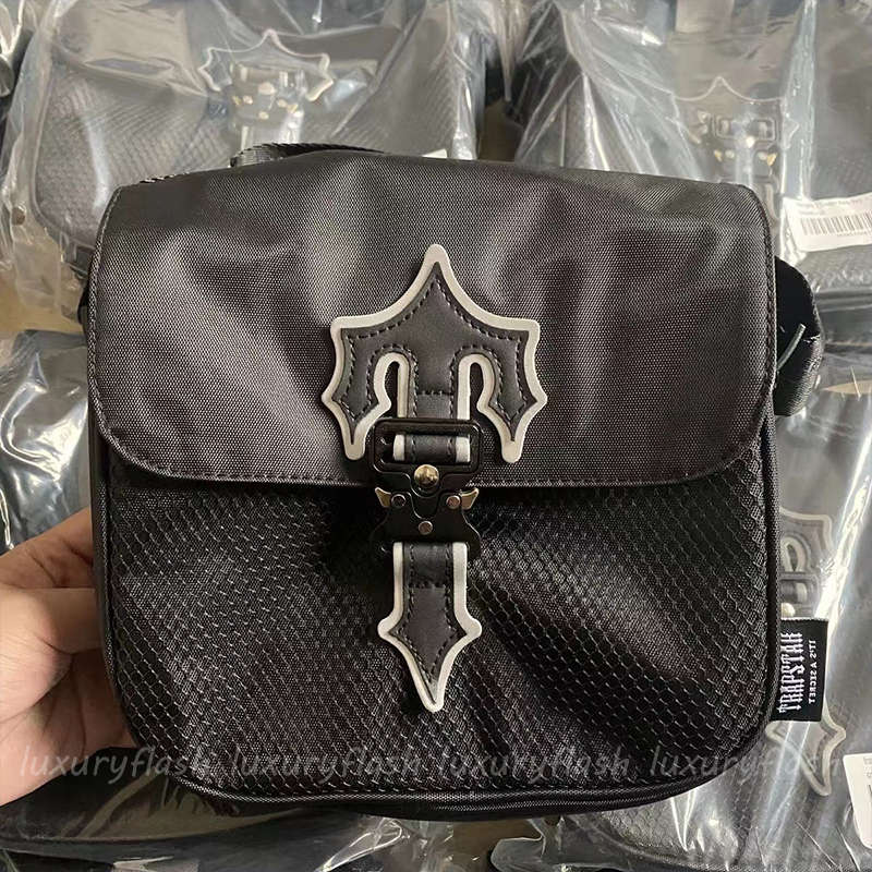 

Fashion Designer Crossbody Bags for Men and Women TRAPSTAR IRONGATE High Quality Messenger Shoulder Bag Handbags Europe 2022 Trend, Blue