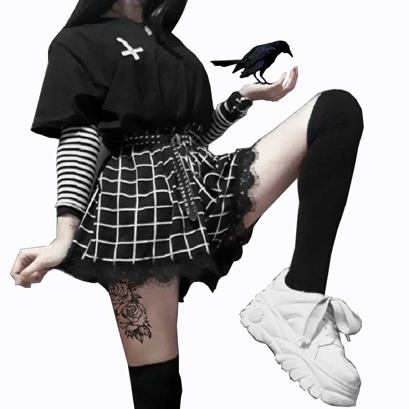 

Harajuku Short Lace Trim Large Elastic Waist Plaid Shorts Gothic Girl Loose Streatwear Shorts Summer Hipster Dark Fashion Y200403, Black shorts
