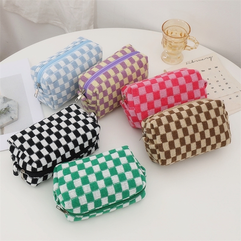 

Checkerboard Lattice Makeup Bag Knitted Fabric Women Cosmetic Organizer Zipper Beauty Pouch Wrist Make Up Pouch Toiletry Case 220630, Purple